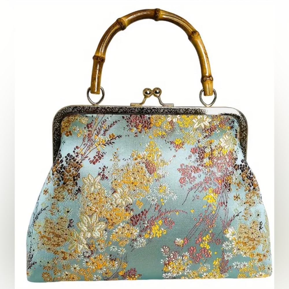 NWOT Gorgeous Floral Clutch Purse W/Floral Tapestry on Light Aqua Background